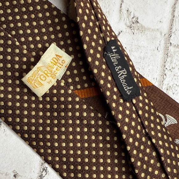 Brown Patterned Men's Tie - Picture 3 of 6